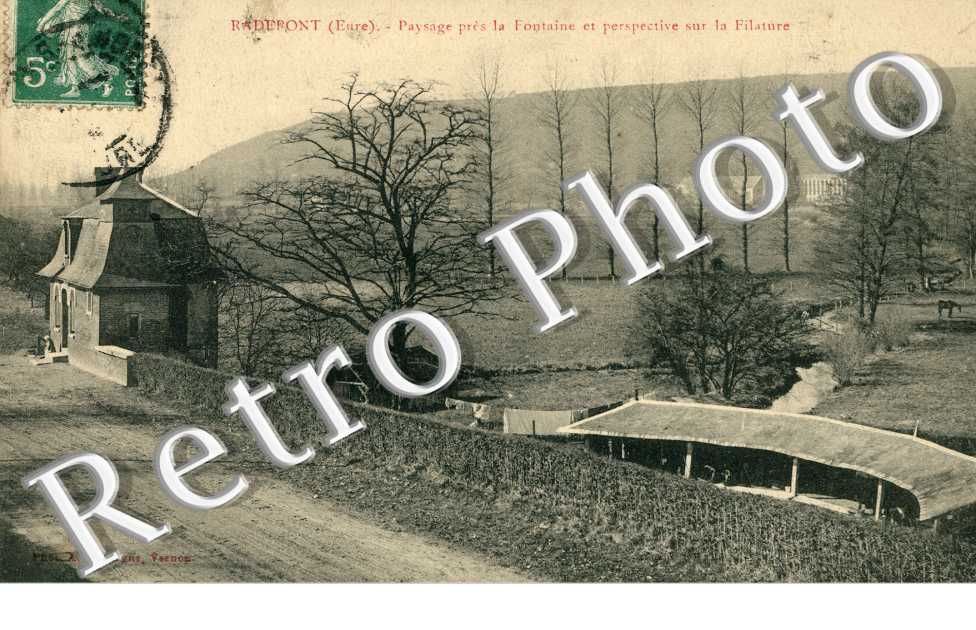Paysage pres la fontaine et perspective sur la filature