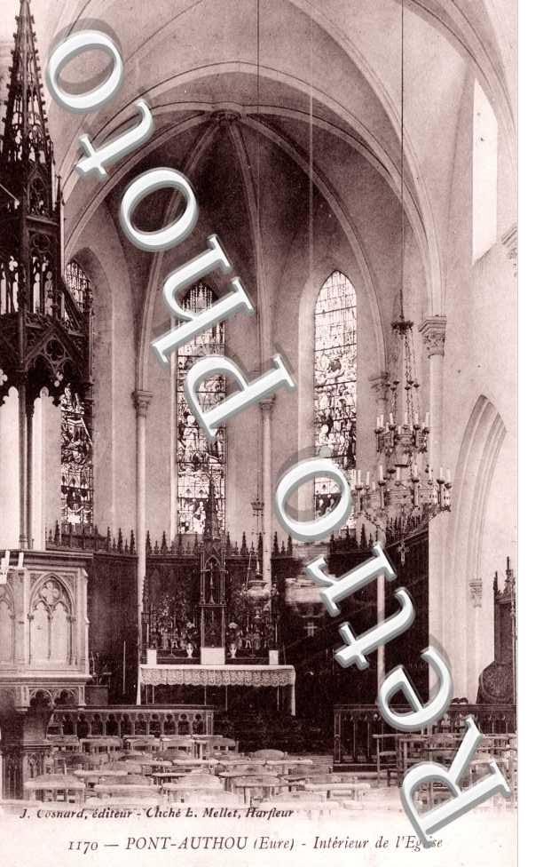 Interieur de l'eglise