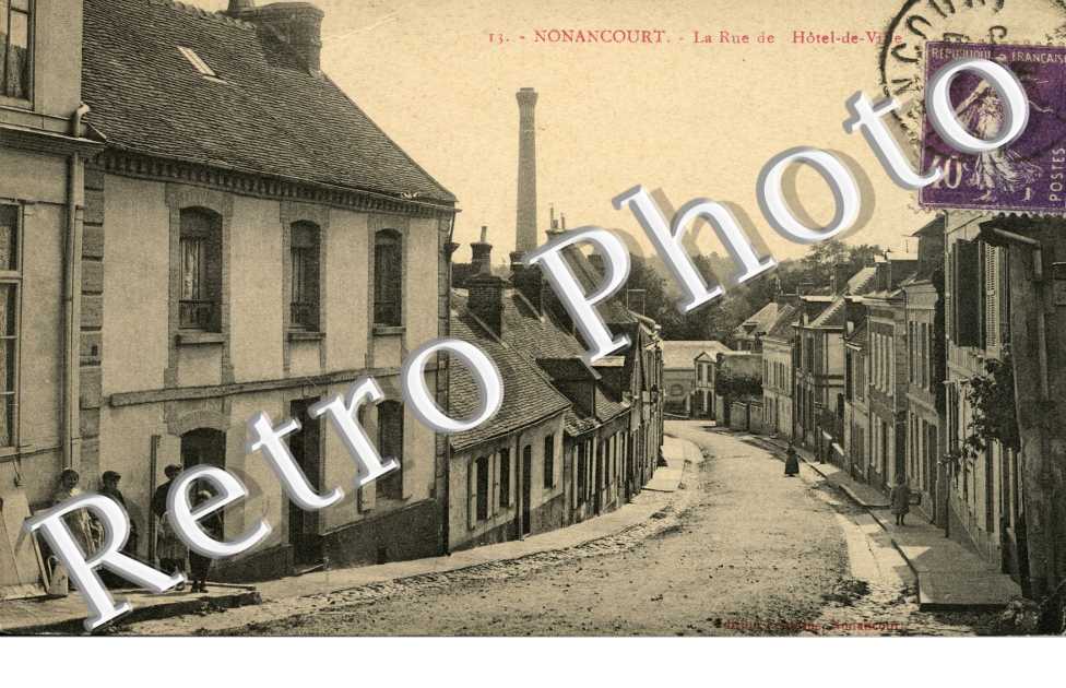 la rue de l'hotel de ville