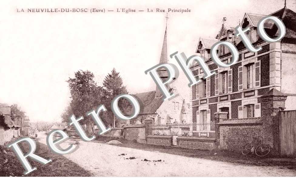 L'eglise - la rue principale