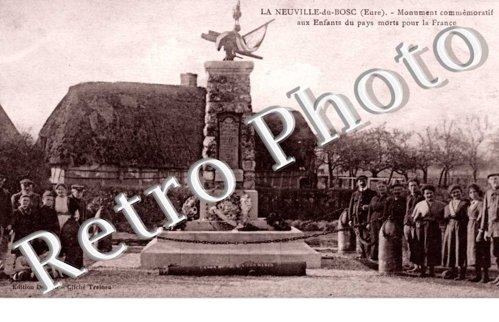 Monument commemoratif aux enfants du pays morts  pour la France