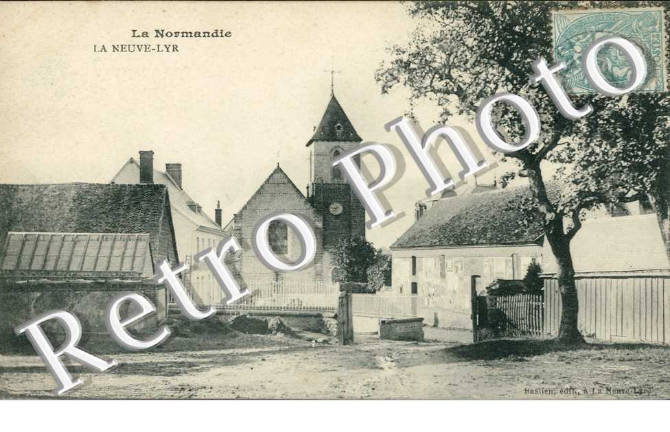 Une Rue - Eglise