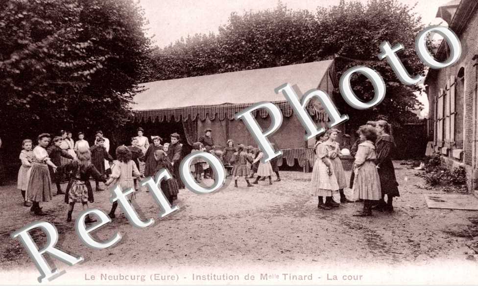 Institution de Mlle Tinard, la Cour