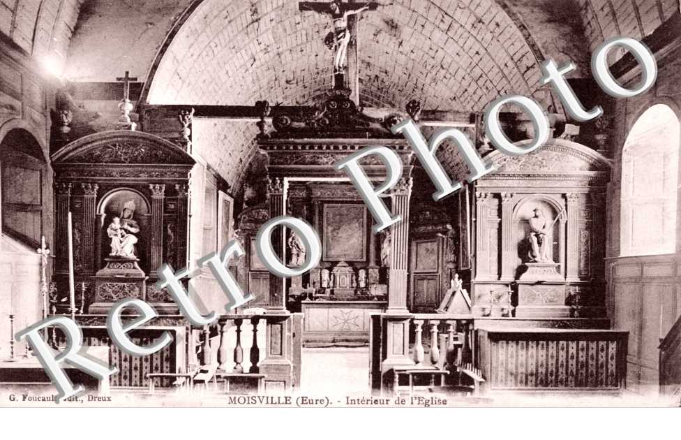 Interieur de l'eglise