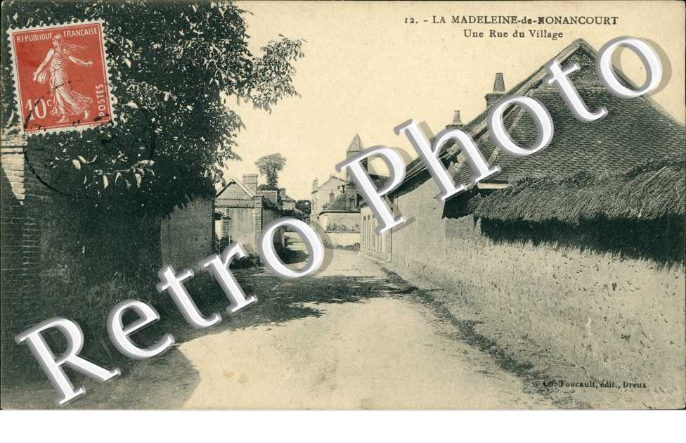 Une rue du village