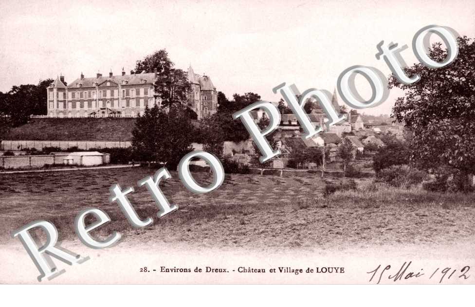 Chateau et village