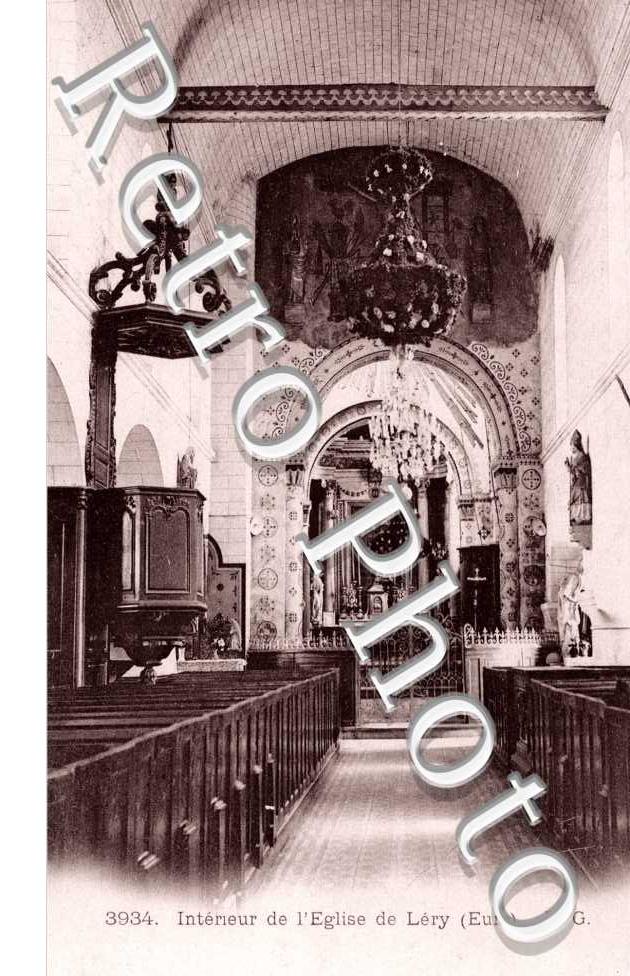 Interieur de l'eglise