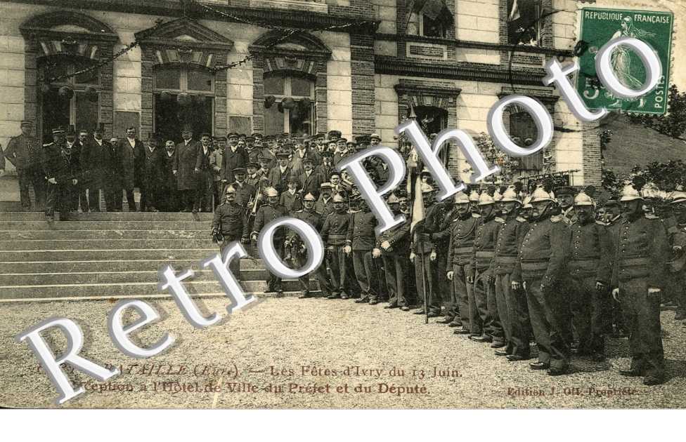 Fetes du 13 juin. Reception a l'Hotel de Ville du Prefet et du Depute