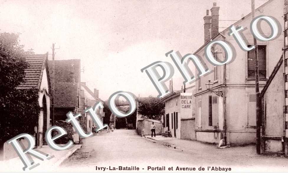 portail et avenue de l'abbaye
