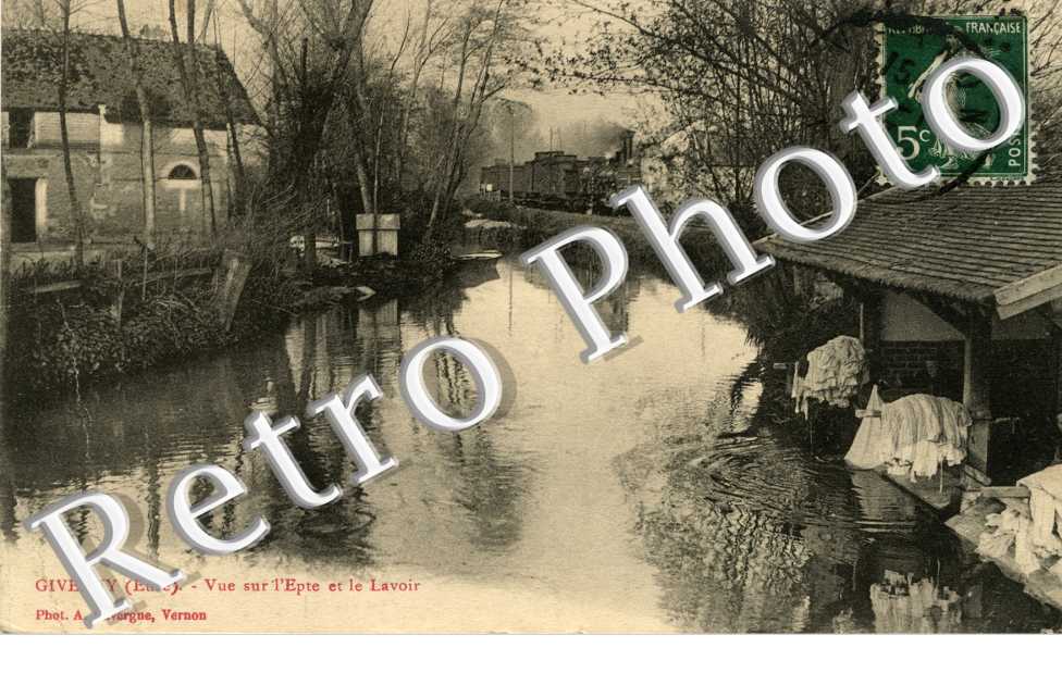 Vue sur l'Epte et le lavoir