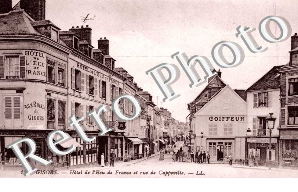 Hotel de l'Ecu de France et rue des Cappeville