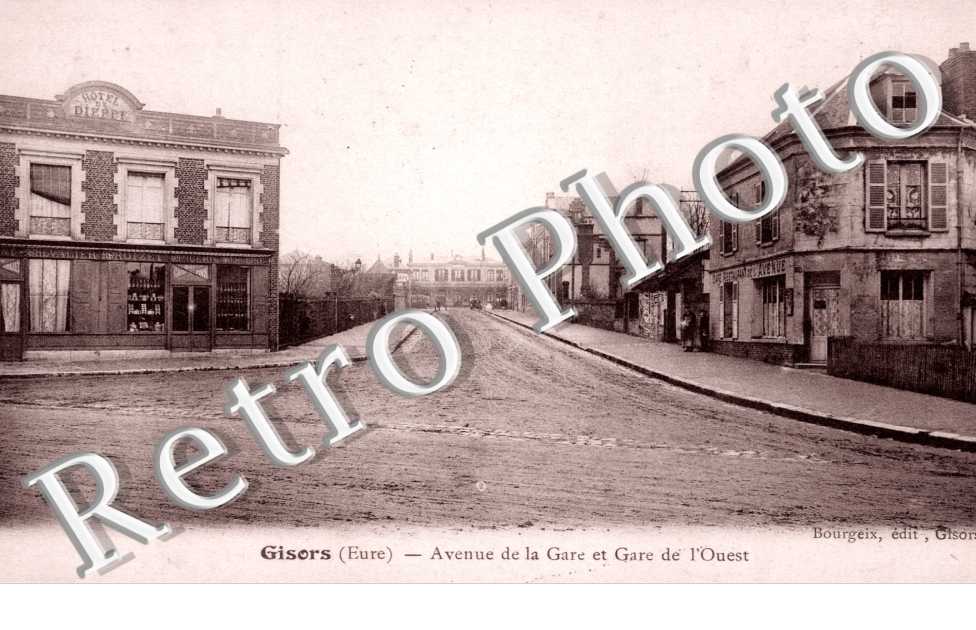 Avenue de la gare et gare de l'Ouest