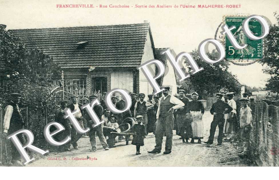 Rue Cauchoise - Sortie des ateliers de l'usine Malherbe-Robet