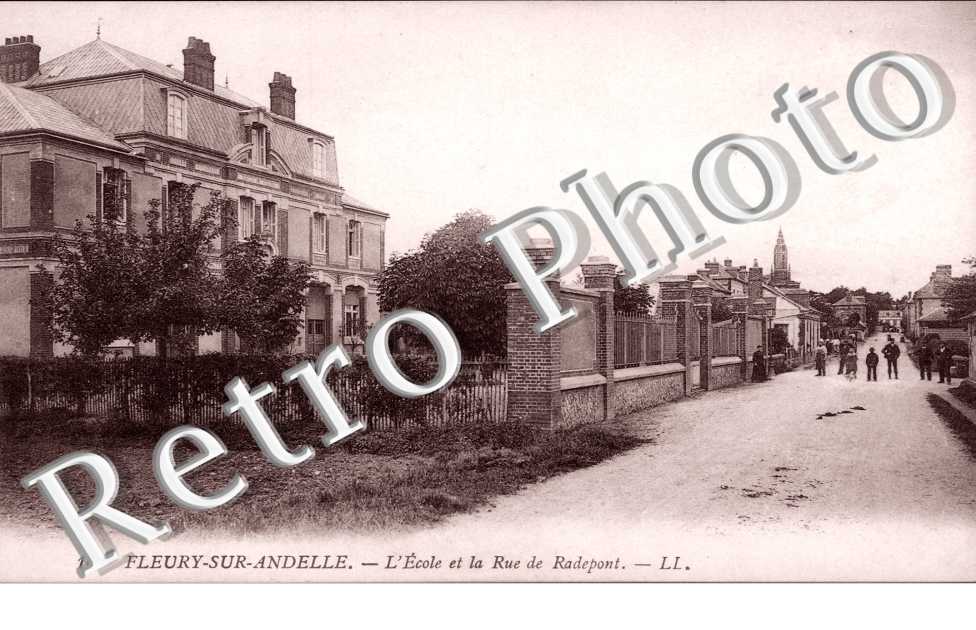 l'Ecole et la Rue de Radepont
