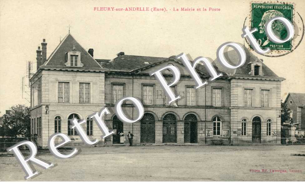 la Mairie et la Poste