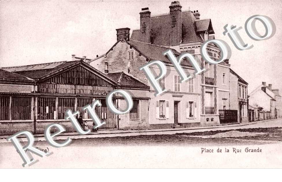 la Place de la Rue Grande