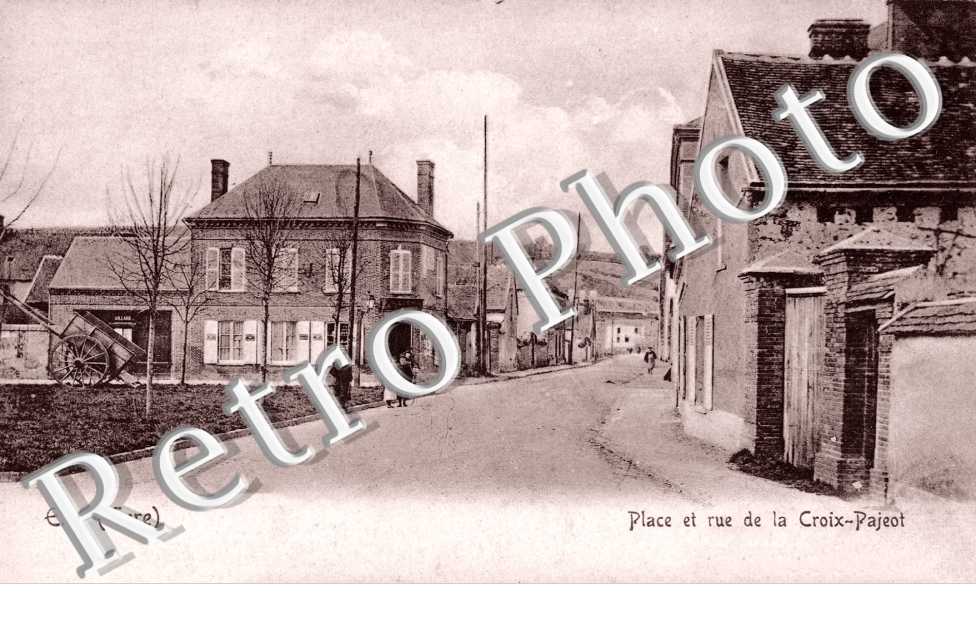 Place et rue de la croix-Pajeot