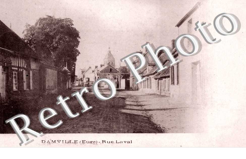 Rue Laval