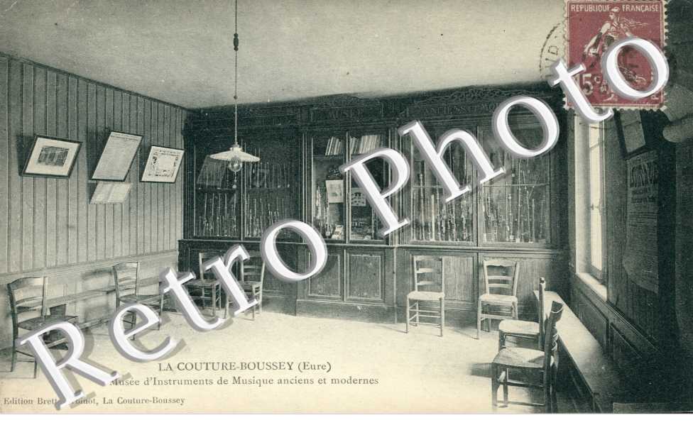 Musee d'instruments de musique  anciens et modernes