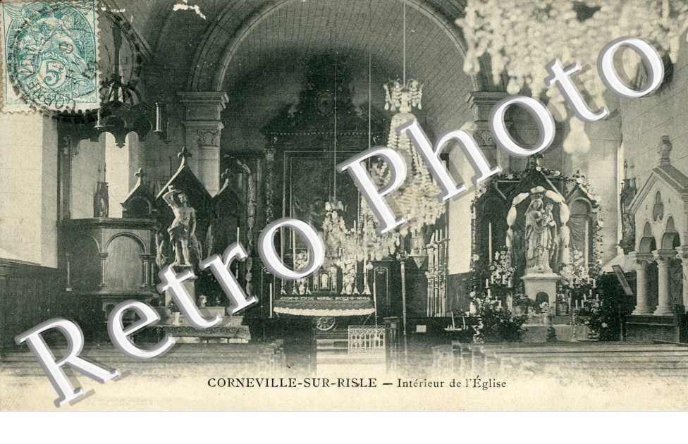 Interieur de l'eglise