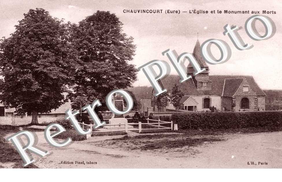 L'eglise et le monument aux morts