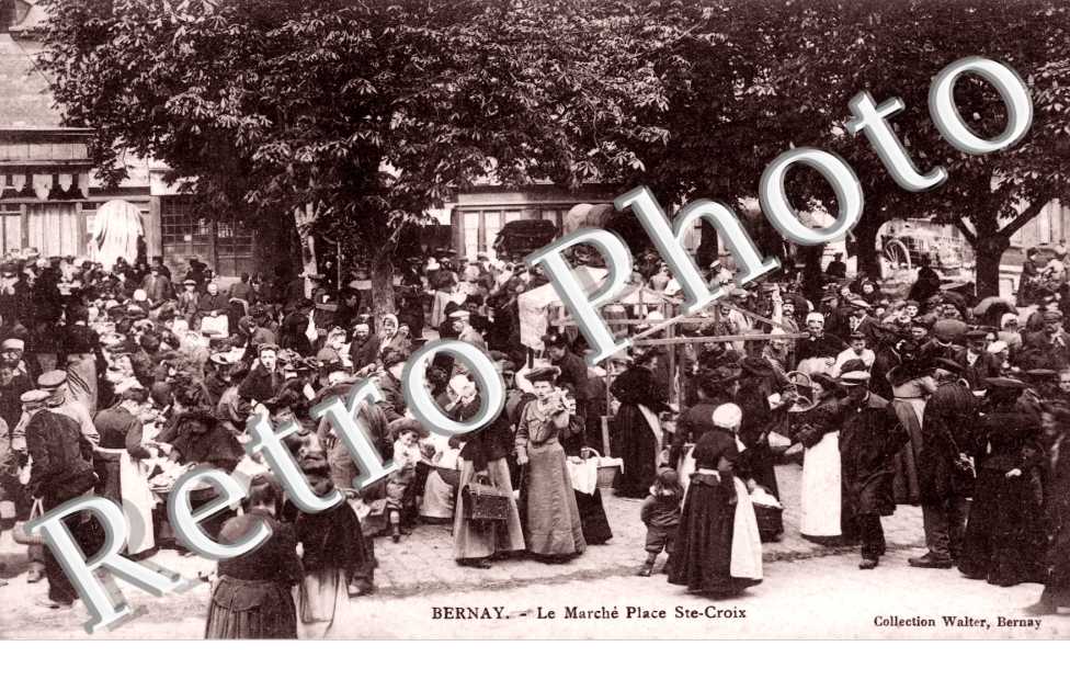 Marche Place Sainte-Croix