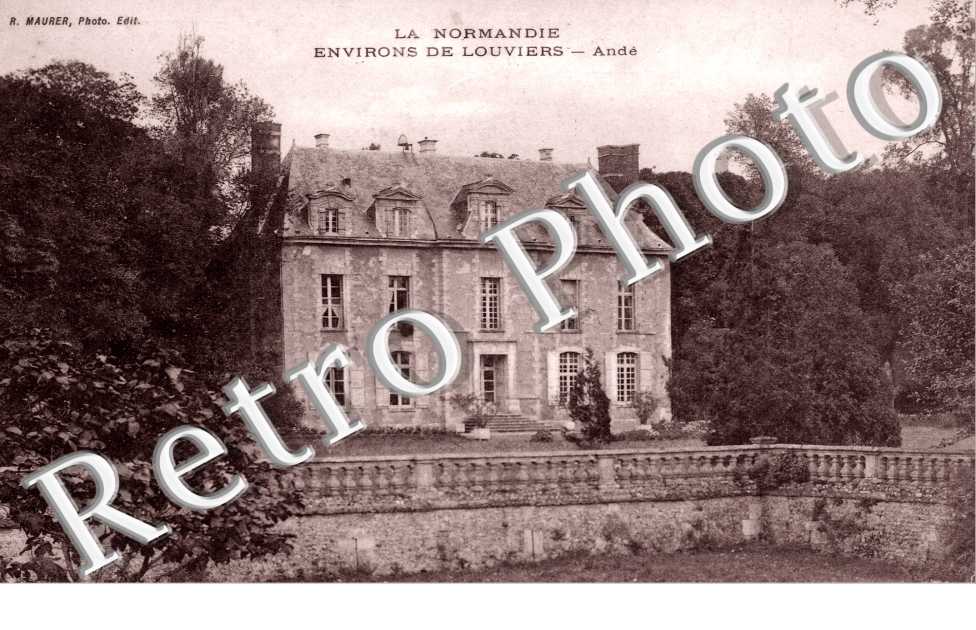 (une batisse)