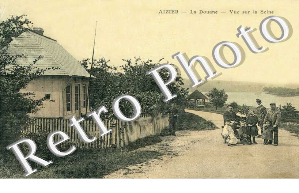 La douane - vue sur la Seine
