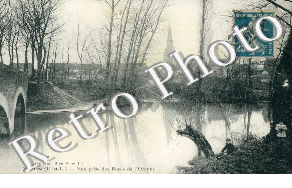 Vue prise des bords de l'Ozanne.