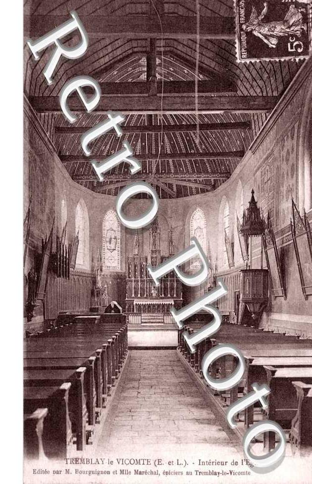 Interieur de l'eglise