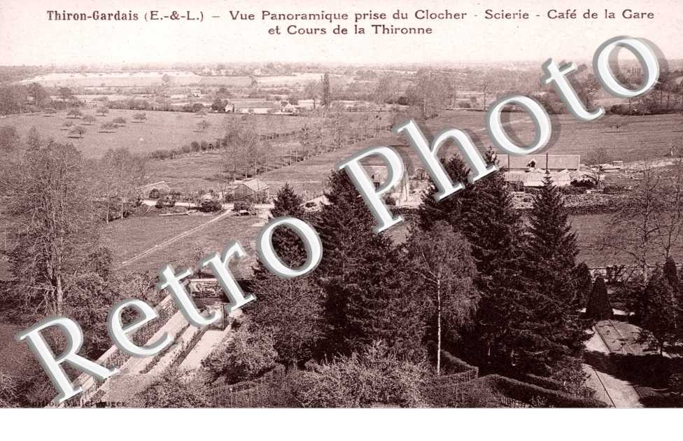 Vue panoramique - scierie - cafe de la gare et cours de la Thironne