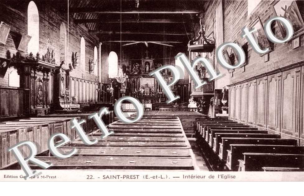 Interieur de l'eglise
