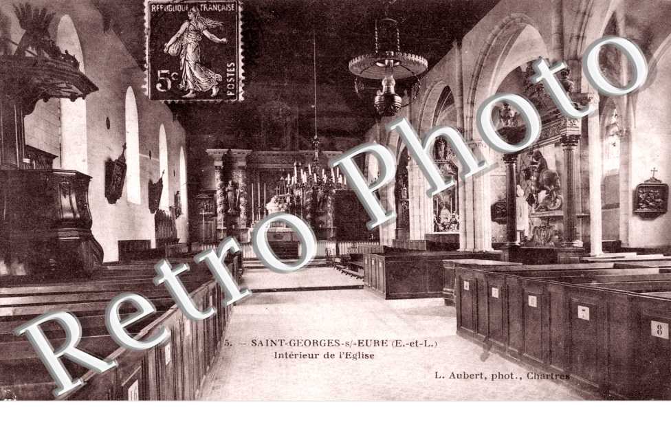 Interieur de l'eglise