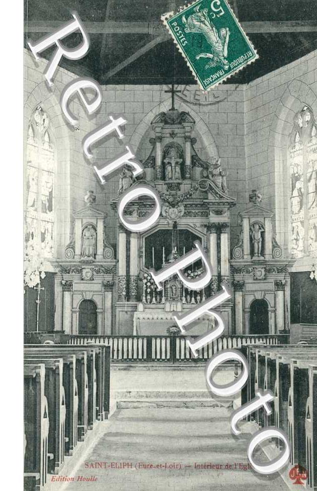 Interieur de l'eglise
