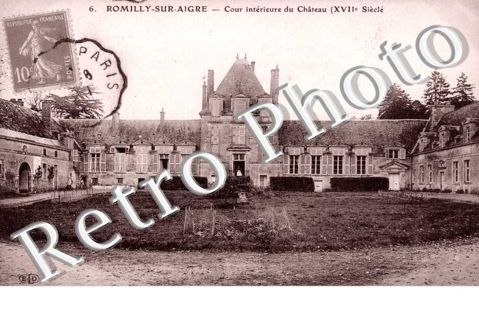 Chateau - cour interieuree