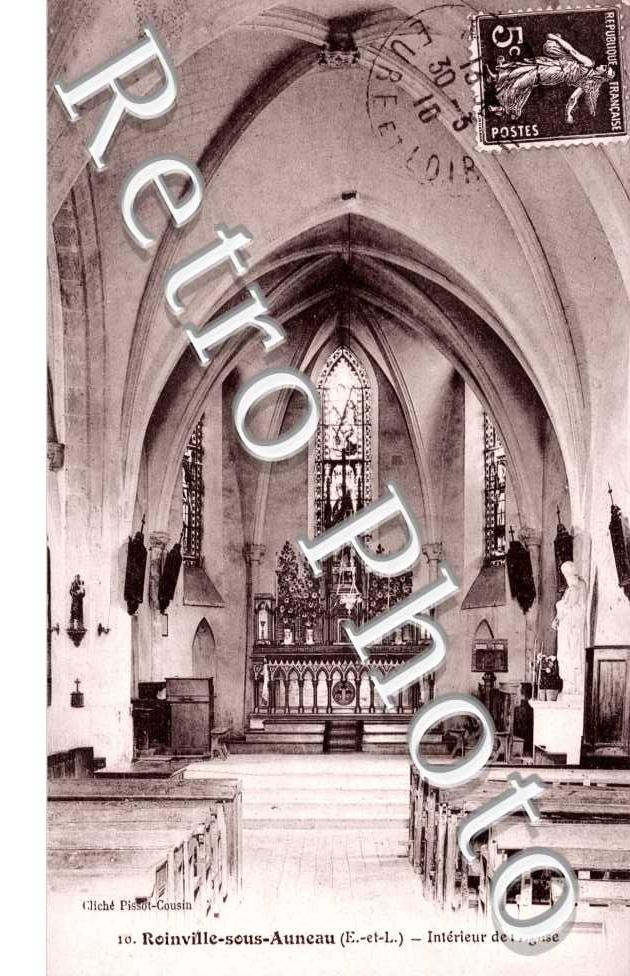 Interieur de l'eglise