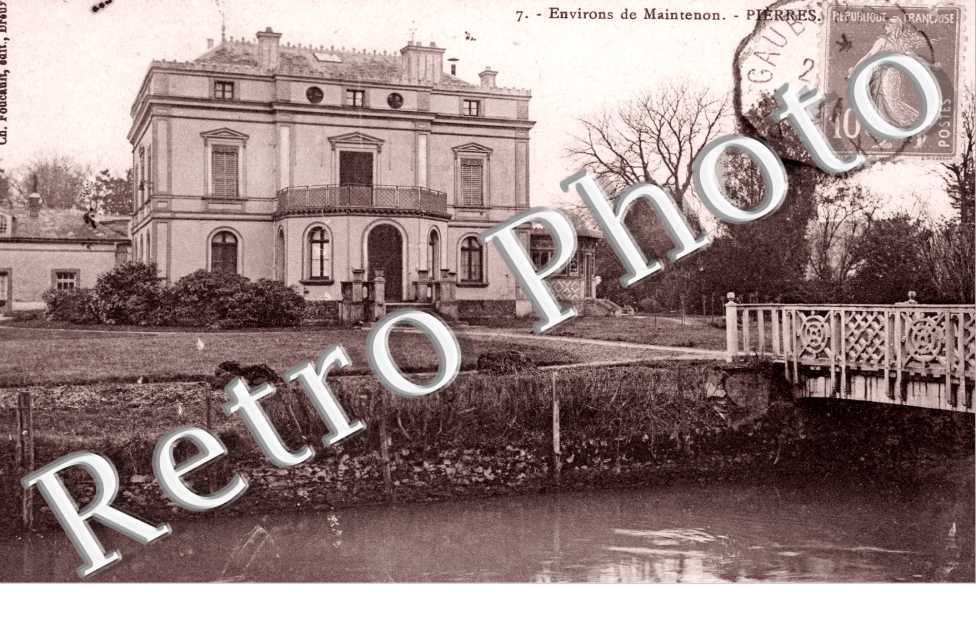(une batisse)