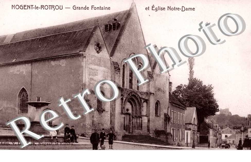 Grande Fontaine et Eglise Notre Dame