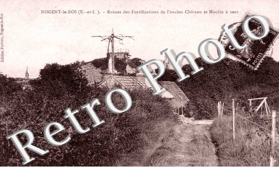 Ruines des Fortifications de l'ancien Chateau et Moulin a vent