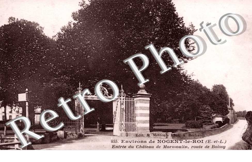 Entree du Chateau de Mormoulin, Route de Boissy