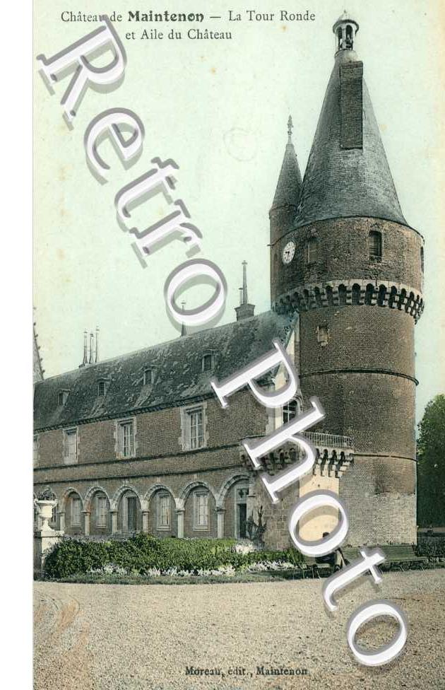 La Tour ronde et aile du Château