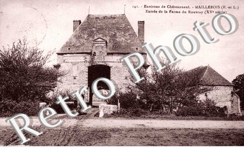 Entree de la ferme du Rouvray