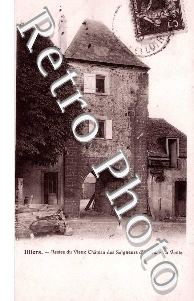 Restes du vieux château - La Voûte
