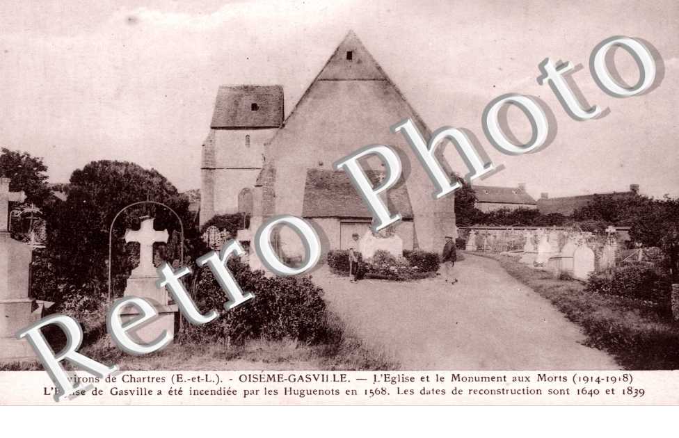 L'eglise et le monument aux morts