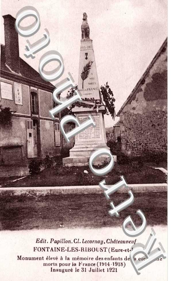 Monument eleve a la memoire des enfants morts pour la France