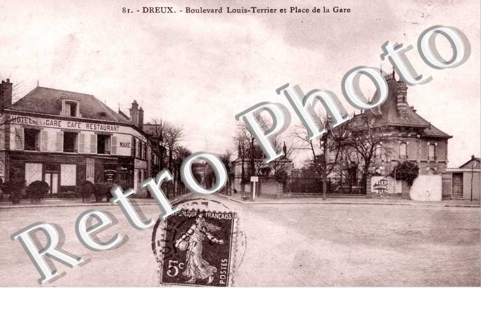 Boule vard Louis Terrier et place de la Gare