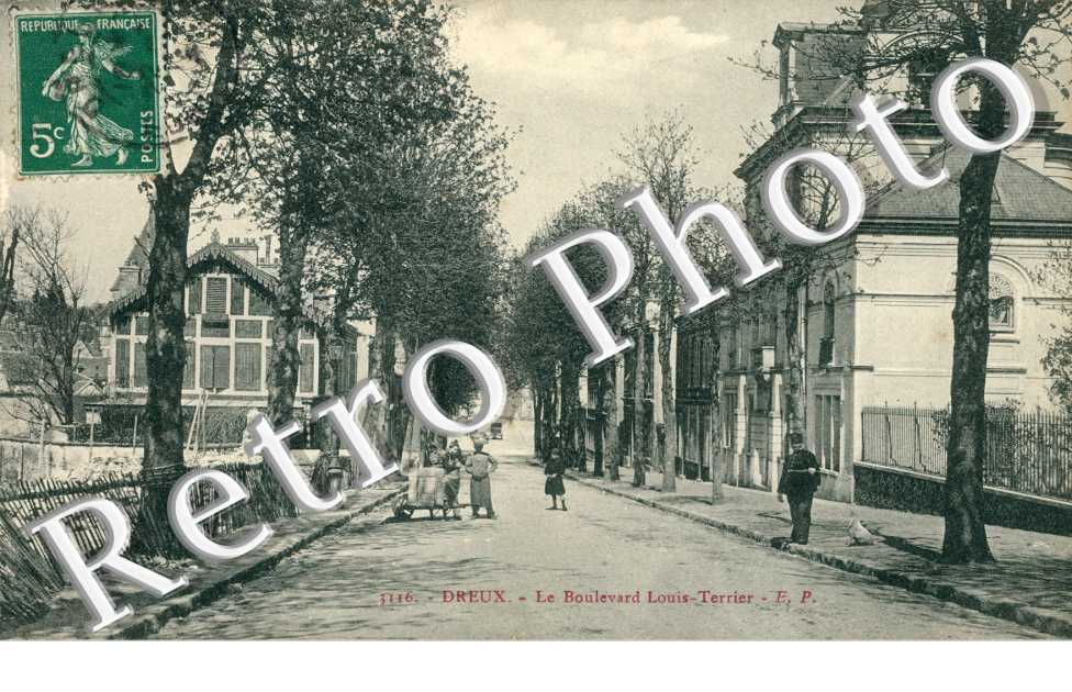 Le Boulevard Louis Terrier