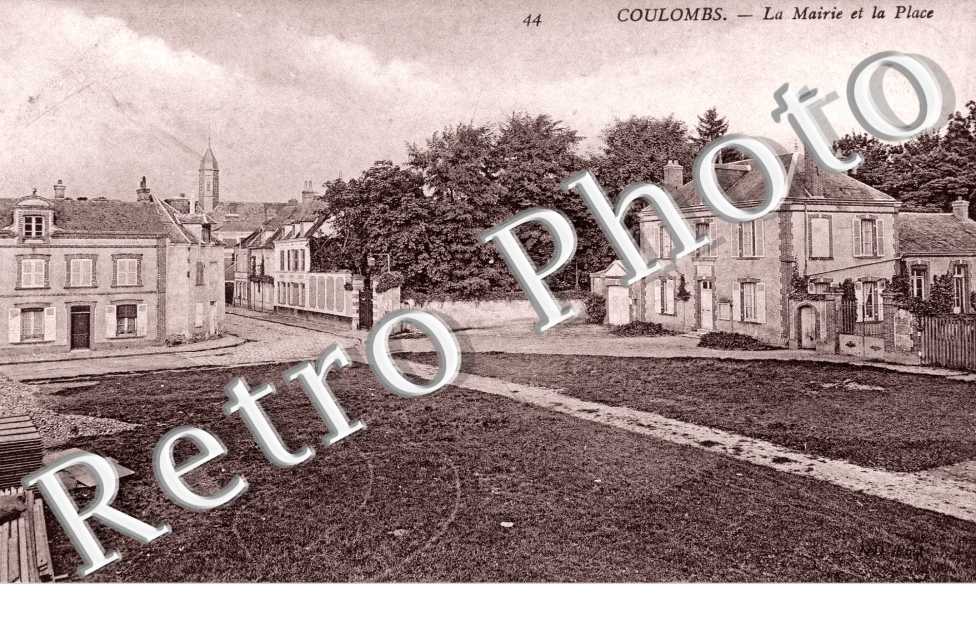 Mairie et la place