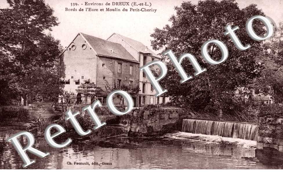 Bords de l'Eure et moulin du Petit-Cherisy