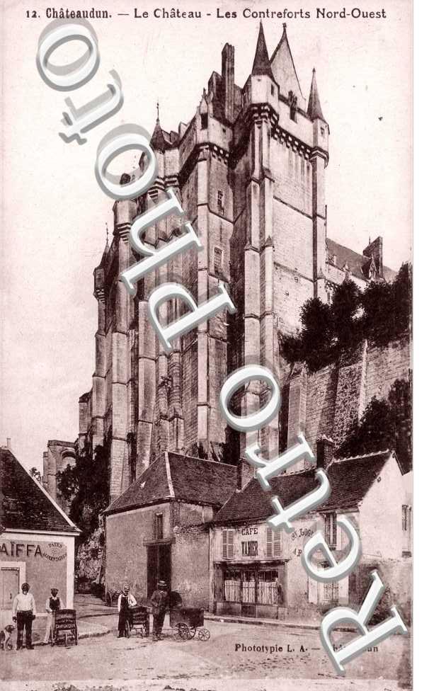 Les Contreforts du Chateau